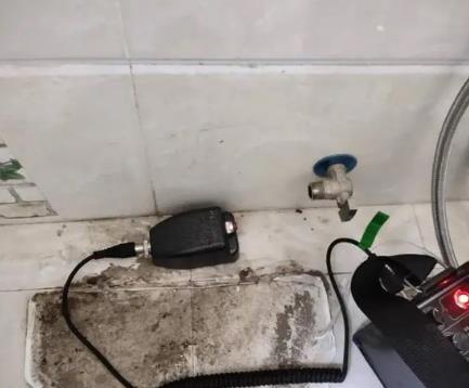 荆门屋顶漏水维修公司分享下卫生间漏水的危害及解决方法